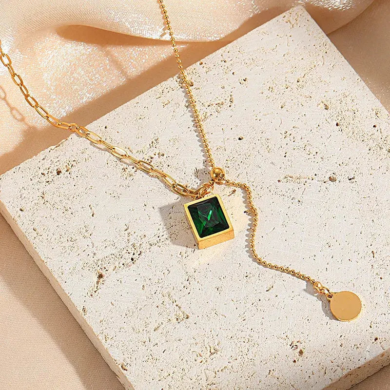 ⭐ Emerald Duo-Layer Gold Necklace