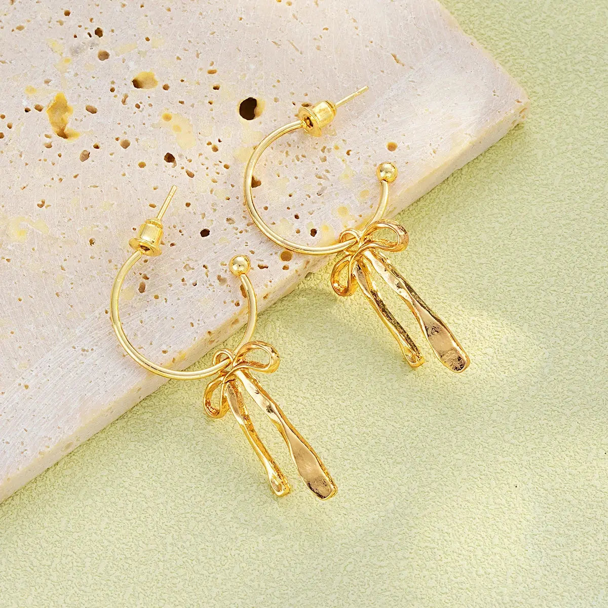 Luxury Gold Bow Tassel Earrings
