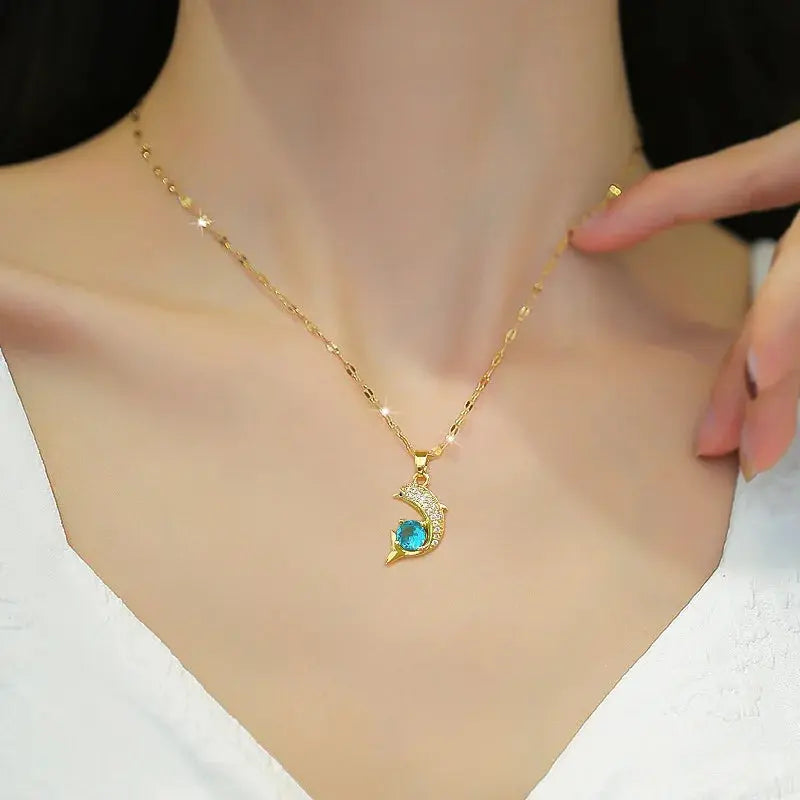 ⭐ Emerald Duo-Layer Gold Necklace