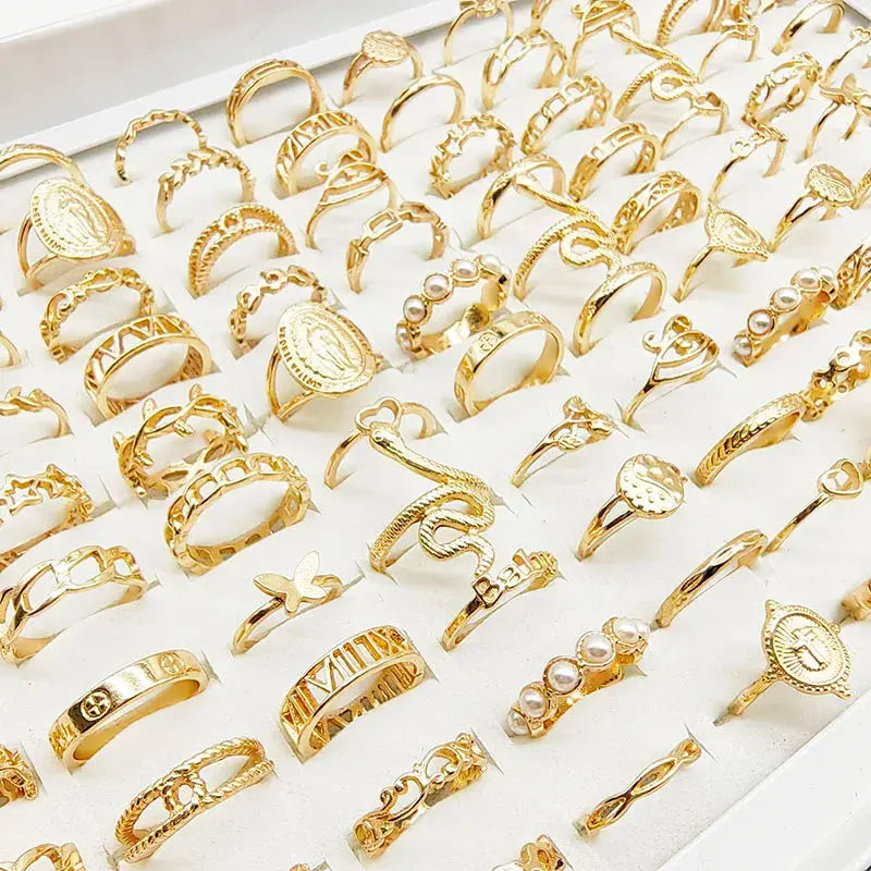 Gold Minimalist Ring Set – 30 Pieces