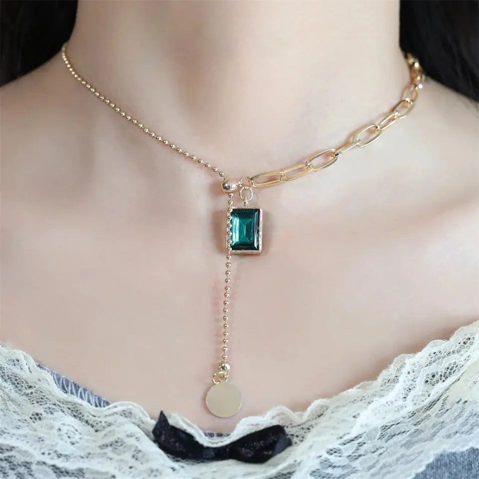 ⭐ Emerald Duo-Layer Gold Necklace
