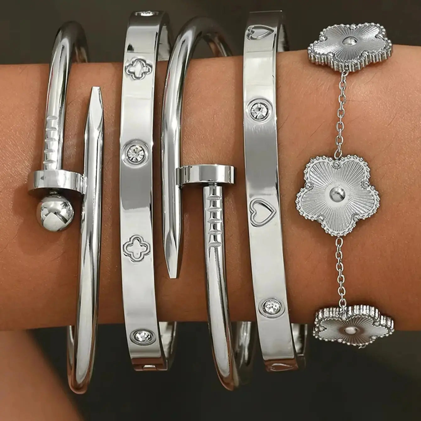 Silver Clover Bracelet – Titanium Steel